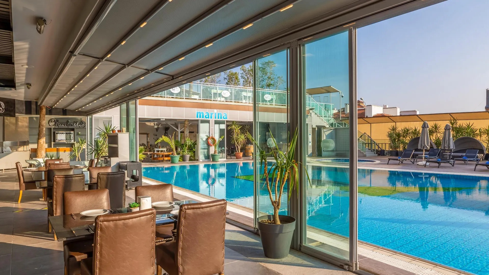 Marina Hotel Kusadasi 4*,